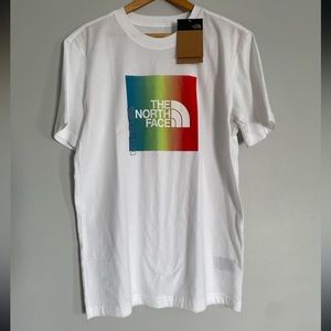 The Northface Graphic Tee